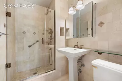 1641 3rd Avenue #22A, New York City, NY 10128 - Photo 8