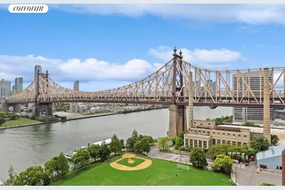 425 Main Street #9M, New York City, NY 10044 - Photo 16