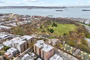 6665 Colonial Rd, New York City, NY 11220 - Photo 12