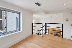 96 Woodpoint Rd, New York City, NY 11211 - Photo 18