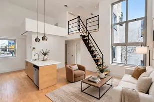 96 Woodpoint Rd, New York City, NY 11211 - Photo 2