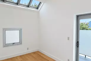 96 Woodpoint Rd, New York City, NY 11211 - Photo 14