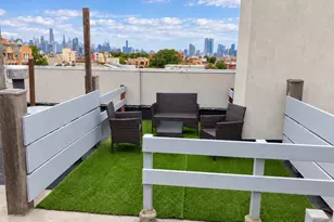 96 Woodpoint Rd, New York City, NY 11211 - Photo 22
