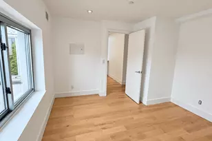 96 Woodpoint Rd, New York City, NY 11211 - Photo 10