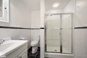 436 W 47th St, New York City, NY 10036 - Photo 6
