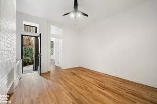 436 W 47th St, New York City, NY 10036 - Photo 2