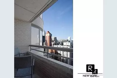 330 E 38th Street #16-B, New York City, NY 10016 - Photo 6
