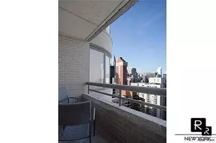 330 E 38th St, New York City, NY 10016 - Photo 6
