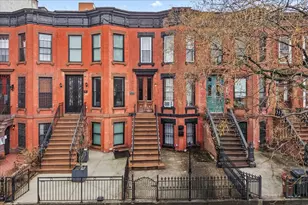 554 Lexington Ave, New York City, NY 11221 - Photo 18