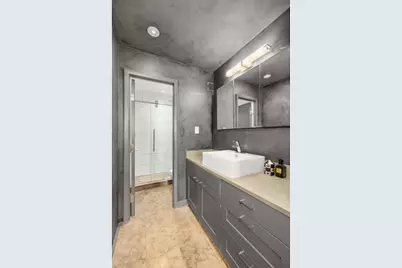 251 W 19th Street #5D, New York City, NY 10011 - Photo 10