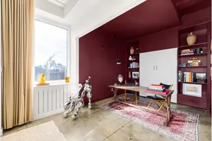 251 W 19th St, New York City, NY 10011 - Photo 4