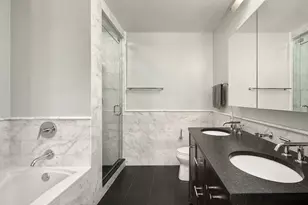 454 W 54th St, New York City, NY 10019 - Photo 4