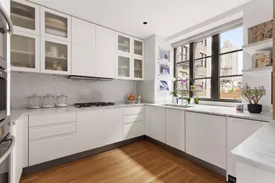 985 Park Avenue #10/11, New York City, NY 10028 - Photo 4