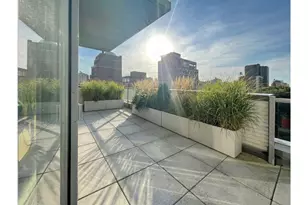 321 W 110th St, New York City, NY 10026 - Photo 18