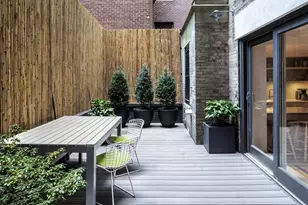 2 E 80th St, New York City, NY 10075 - Photo 4