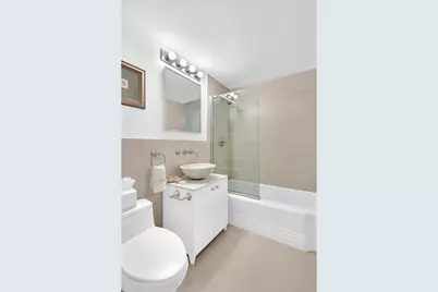 25 Sutton Place S #9N, New York City, NY 10022 - Photo 16