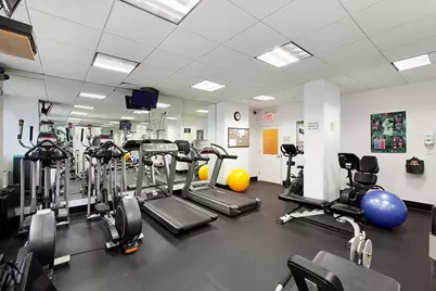 401 E 74th Street #8A, New York City, NY 10021 - Photo 16