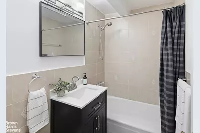 400 E 17th Street #600, New York City, NY 11226 - Photo 6
