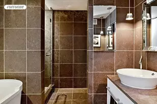 340 E 23rd St, New York City, NY 10010 - Photo 4