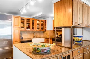201 E 25th St, New York City, NY 10010 - Photo 4