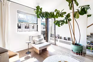 211 Thompson St, New York City, NY 10012 - Photo 12