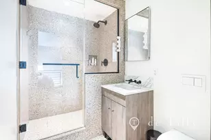 211 Thompson St, New York City, NY 10012 - Photo 20
