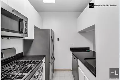 250 E 40th Street #4 A, New York City, NY 10016 - Photo 8
