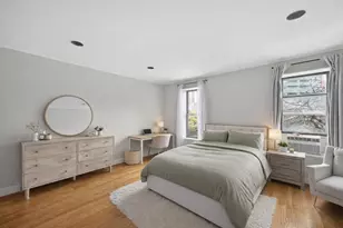 598 Pacific St, New York City, NY 11217 - Photo 10