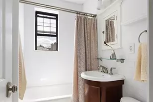 68-12 Burns St, New York City, NY 11375 - Photo 8