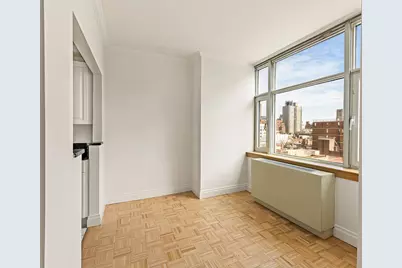 404 E 76th Street #10D, New York City, NY 10021 - Photo 2