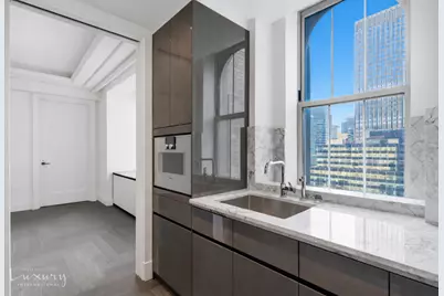 303 Park Avenue #2601, New York City, NY 10017 - Photo 4