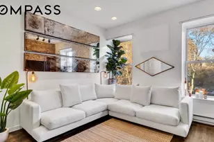 354 W 23rd St, New York City, NY 10011 - Photo 2