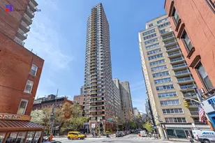 330 E 75th St, New York City, NY 10021 - Photo 12