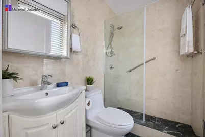330 E 75th Street #19-C, New York, NY 10021 - Photo 8