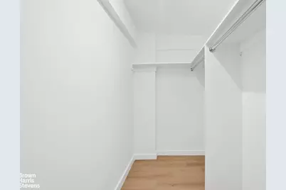 249 E 48th Street #11B, New York City, NY 10017 - Photo 18