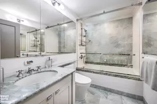135 E 83rd St, New York City, NY 10028 - Photo 6