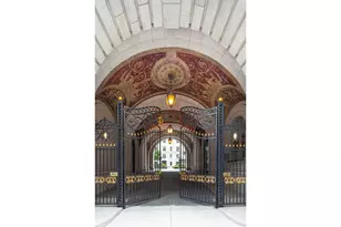 225 W 86th St, New York City, NY 10024 - Photo 6