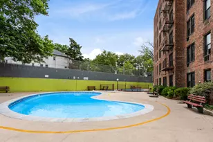35-20 Leverich St, New York City, NY 11377 - Photo 16