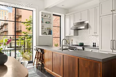 389 Classon Avenue, New York City, NY 11238 - Photo 6
