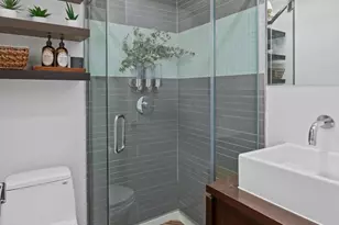 96 Woodpoint Rd, New York City, NY 11211 - Photo 6