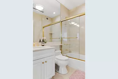 167 E 61st Street #25E, New York City, NY 10065 - Photo 8