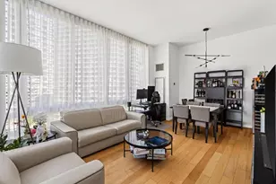 46-30 Center Blvd, New York City, NY 11109 - Photo 2