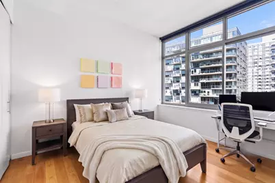 46-30 Center Boulevard #1503, New York City, NY 11109 - Photo 8