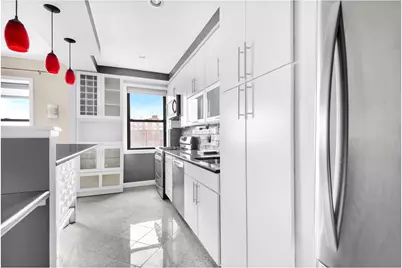 130 Bay Ridge Parkway #6C, New York City, NY 11209 - Photo 4