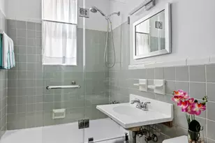 64 E 94th St, New York City, NY 10128 - Photo 10