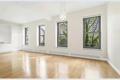 422 W 20th Street #4-H, New York City, NY 10011 - Photo 2