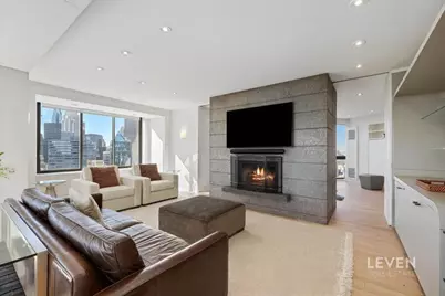 200 E 61st Street #41AB, New York City, NY 10065 - Photo 2