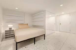 200 W Houston St, New York City, NY 10014 - Photo 16