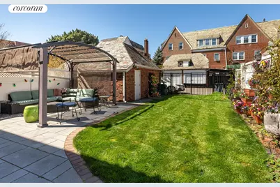 35-32 88th Street, New York City, NY 11372 - Photo 22