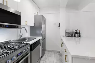 345 E 54th St, New York, NY 10022 - Photo 4
